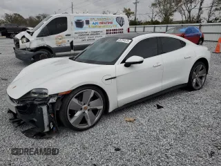 2021 Porsche Taycan 4S z VIN WP0AB2Y17MSA45098, wystawiony jako Copart lot #88754475 z przebiegiem 20 682 mil mil oraz Szkoda całkowita • Salvage title. Historia ofert i sprzedaży dostępna na DreamBid. Obrazek 1.