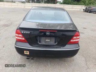 2007 Mercedes-Benz C 230 Sport с VIN WDBRF52H47F921486, выставлен на аукционе Copart как лот 63609215 с пробегом 186 189 миль миль и Чистый • Clean title. История ставок и продаж доступна на DreamBid. Изображение 6.