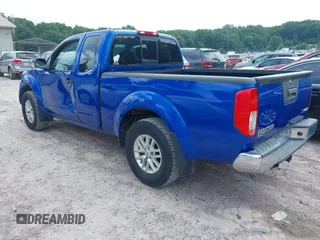 2015 Nissan Frontier SV with VIN 1N6AD0CW1FN767065, listed as a IAAI auction lot 42684729 with 142,212 mi miles and . Bid and sale history available at DreamBid. Image 3.