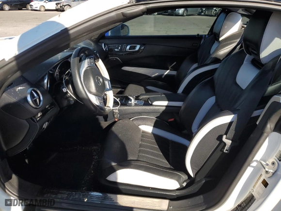 2015 Mercedes-Benz SL-Class SL 550 with VIN WDDJK7DA9FF033102, listed as a Copart auction lot 87825645 with 28,282 mi miles and Salvage Title. Bid and sale history available at carsss.com. Image 7.