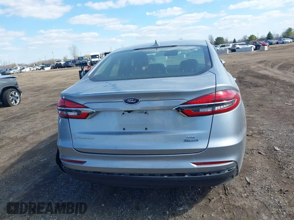 2020 Ford Fusion SE z VIN 3FA6P0LU8LR163896, wystawiony jako IAAI lot #41994803 z przebiegiem 89 892 mil mil oraz . Historia ofert i sprzedaży dostępna na DreamBid. Obrazek 16.