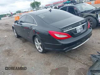 2014 Mercedes-Benz CLS 550 z VIN WDDLJ7DB2EA095490, wystawiony jako IAAI lot #42204005 z przebiegiem 87 123 mil mil oraz . Historia ofert i sprzedaży dostępna na DreamBid. Obrazek 3.