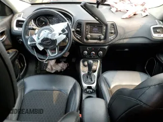 2018 Jeep Compass Altitude with VIN 3C4NJDBBXJT493439, listed as a Copart auction lot 58664835 with 96,928 mi miles and Salvage title. Bid and sale history available at DreamBid. Image 8.