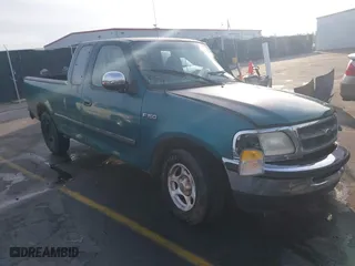 1997 Ford F-150 Standard with VIN 1FTDX1763VNC40974, listed as a IAAI auction lot 41099375 with NaN miles. Bid and sale history available at carsss.com. Image 1.