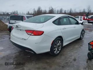 2015 Chrysler 200 S with VIN 1C3CCCBG3FN551796, listed as a IAAI auction lot 41694548 with 134,345 mi miles and . Bid and sale history available at carsss.com. Image 4.