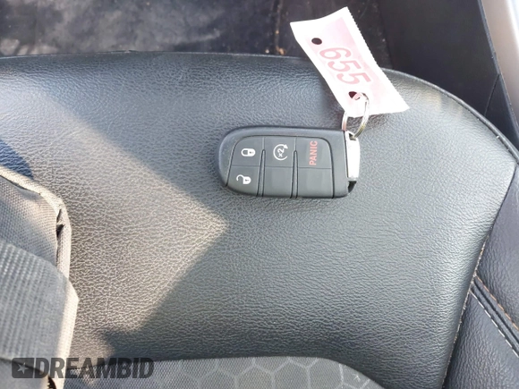 2019 Jeep Compass Latitude with VIN 3C4NJDBB0KT818133, listed as a IAAI auction lot 40736830 with 37,714 mi miles. Bid and sale history available at carsss.com. Image 11.