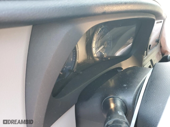 2015 Toyota Sienna XLE with VIN 5TDYK3DC8FS654883, listed as a Copart auction lot 84719274 with 0 mi miles and Salvage Title. Bid and sale history available at carsss.com. Image 9.
