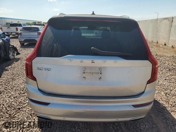 2021 Volvo XC90 Momentum z VIN YV4102CK1M1687063, wystawiony jako Copart lot #73581614 z przebiegiem 34 218 mil mil oraz Szkoda całkowita • Salvage title. Historia ofert i sprzedaży dostępna na DreamBid. Obrazek 6.