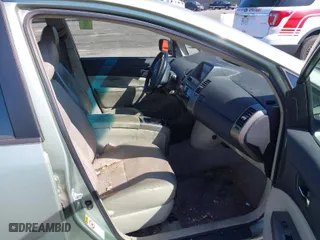 2006 Toyota Prius with VIN JTDKB20UX67515556, listed as a IAAI auction lot 41660997 with 177,354 mi miles. Bid and sale history available at carsss.com. Image 5.