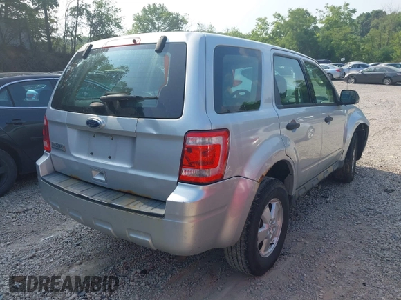 2012 Ford Escape XLS z VIN 1FMCU0C75CKB76265, wystawiony jako IAAI lot #42578815 z przebiegiem 97 423 mil mil oraz . Historia ofert i sprzedaży dostępna na DreamBid. Obrazek 4.