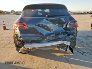 2018 Porsche Macan with VIN WP1AA2A50JLB22704, listed as a Copart auction lot 44987625 with 37,370 mi miles and Salvage title. Bid and sale history available at DreamBid. Image 6.