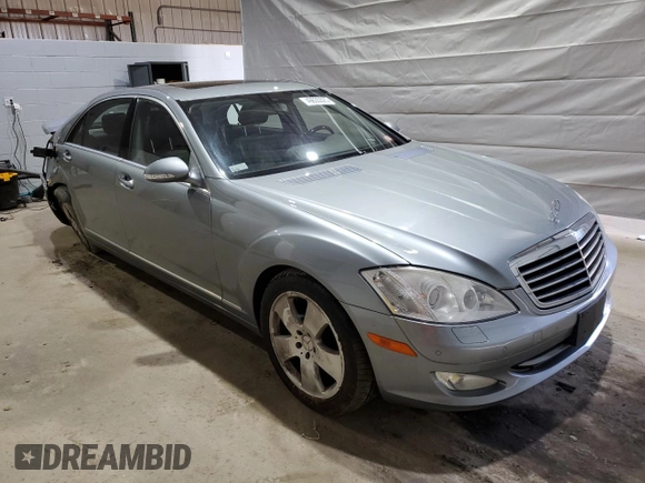 2007 Mercedes-Benz S 550 with VIN WDDNG71X97A085971, listed as a Copart auction lot 49635025 with 104,916 mi miles and Salvage Title. Bid and sale history available at DreamBid. Image 4.