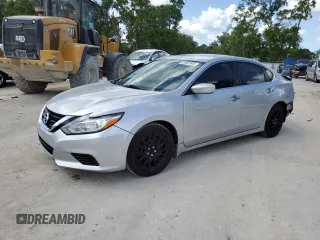 2016 Nissan Altima SV with VIN 1N4AL3APXGC277777, listed as a Copart auction lot 51907945 with 99,512 mi miles and Salvage Title. Bid and sale history available at carsss.com. Image 1.