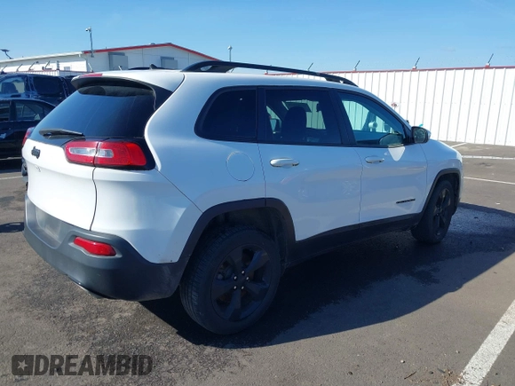 2018 Jeep Cherokee Latitude with VIN 1C4PJLCX9JD523890, listed as a IAAI auction lot 41741698 with 67,043 mi miles. Bid and sale history available at carsss.com. Image 4.