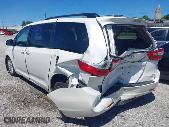 2015 Toyota Sienna XLE с VIN 5TDYK3DC6FS652923, выставлен на аукционе IAAI как лот 42309984 с пробегом 111 737 миль миль и . История ставок и продаж доступна на DreamBid. Изображение 3.