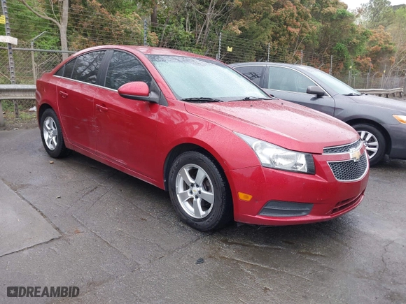 2011 Chevrolet Cruze LT w/1FL with VIN 1G1PE5S91B7110003, listed as a IAAI auction lot 41956466 with 118,831 mi miles. Bid and sale history available at carsss.com. Image 1.
