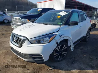 2019 Nissan Kicks S with VIN 3N1CP5CU5KL550663, listed as a IAAI auction lot 41659260 with 89,672 mi miles and . Bid and sale history available at carsss.com. Image 2.