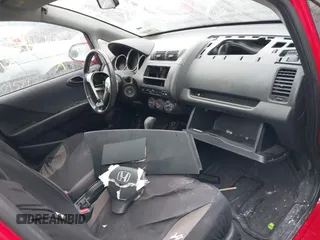 2008 Honda Fit Sport z VIN JHMGD386X8S062209, wystawiony jako IAAI lot #41580183 z przebiegiem Nie podano mil oraz . Historia ofert i sprzedaży dostępna na DreamBid. Obrazek 5.