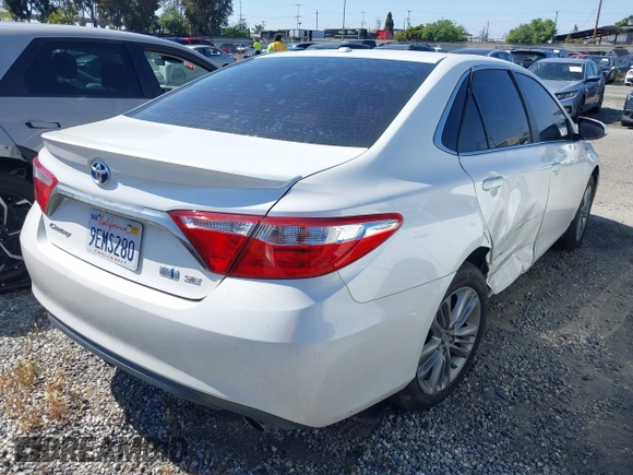 2017 Toyota Camry Hybrid LE with VIN 4T1BD1FK4HU221175, listed as a IAAI auction lot 41973130 with 104,919 mi miles. Bid and sale history available at carsss.com. Image 4.