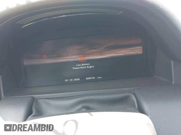 2011 Land Rover Range Rover HSE with VIN SALME1D44BA347892, listed as a IAAI auction lot 42693391 with 228,418 mi miles and . Bid and sale history available at DreamBid. Image 7.