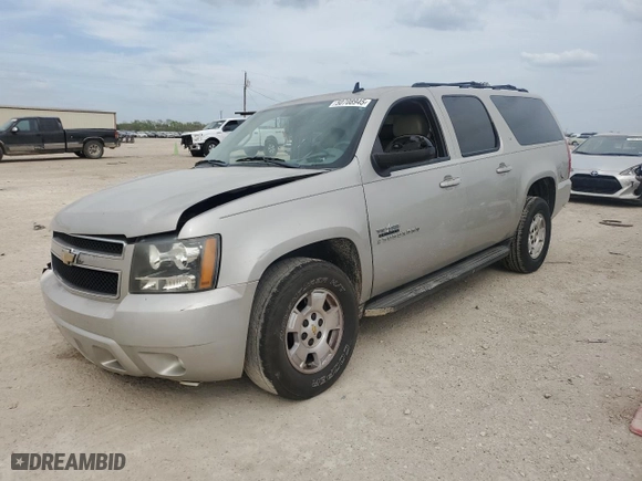 2009 Chevrolet Suburban LT w/2LT with VIN 1GNFC26039R231768, listed as a Copart auction lot 50708945 with 198,620 mi miles and Salvage Title. Bid and sale history available at carsss.com. Image 1.