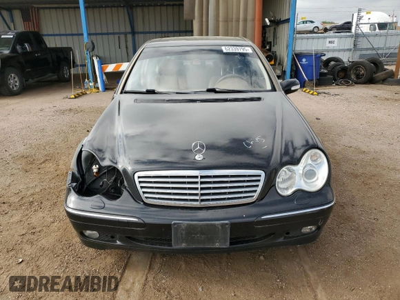 2003 Mercedes-Benz C 240 с VIN WDBRF61J03A425151, выставлен на аукционе Copart как лот 62339795 с пробегом 178 441 миль миль и Списание • Salvage title. История ставок и продаж доступна на DreamBid. Изображение 5.