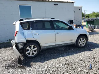 2008 Toyota RAV4 Limited with VIN JTMBK31V985051543, listed as a Copart auction lot 61755855 with 124,868 mi miles and Salvage title. Bid and sale history available at DreamBid. Image 3.