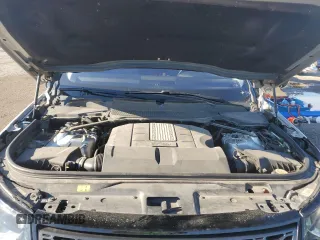 2019 Land Rover Discovery SE with VIN SALRG2RV1KA094702, listed as a Copart auction lot 60270784 with 67,903 mi miles and Clean Title. Bid and sale history available at carsss.com. Image 12.