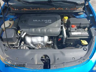 2015 Dodge Dart SXT with VIN 1C3CDFBB2FD420741, listed as a IAAI auction lot 42148770 with 125,233 mi miles and . Bid and sale history available at DreamBid. Image 10.