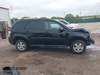 2007 Chevrolet Equinox LT z VIN 2CNDL63F076036263, wystawiony jako IAAI lot #42087012 z przebiegiem 238 368 mil mil oraz . Historia ofert i sprzedaży dostępna na DreamBid. Obrazek 14.