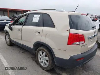 2011 Kia Sorento LX with VIN 5XYKT3A15BG048499, listed as a IAAI auction lot 41931974 with 164,221 mi miles and . Bid and sale history available at DreamBid. Image 3.