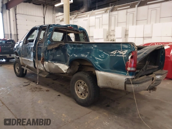 2000 Ford F-250 XL with VIN 1FTNX21F5YEE22098, listed as a IAAI auction lot 40899007 with 254,361 mi miles and . Bid and sale history available at DreamBid. Image 3.