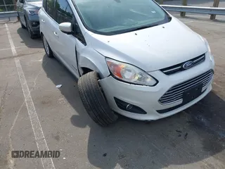 2015 Ford C-Max SEL z VIN 1FADP5BU1FL111048, wystawiony jako IAAI lot #42171942 z przebiegiem 132 637 mil mil oraz . Historia ofert i sprzedaży dostępna na DreamBid. Obrazek 6.