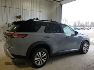 2023 Nissan Pathfinder SL z VIN 5N1DR3CC5PC220513, wystawiony jako Copart lot #51432135 z przebiegiem 42 263 mil mil oraz Szkoda całkowita • Salvage title. Historia ofert i sprzedaży dostępna na DreamBid. Obrazek 3.