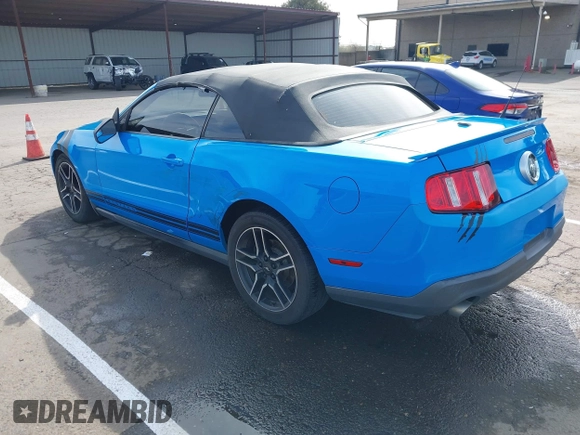2011 Ford Mustang V6 with VIN 1ZVBP8EM9B5120722, listed as a IAAI auction lot 41762103 with 203,483 mi miles and . Bid and sale history available at DreamBid. Image 3.