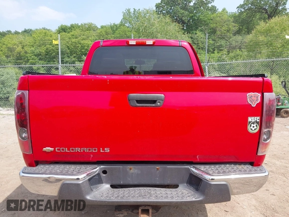2004 Chevrolet Colorado 1SE LS Z71 z VIN 1GCDT136648206736, wystawiony jako IAAI lot #42514861 z przebiegiem 190 673 mil mil oraz . Historia ofert i sprzedaży dostępna na DreamBid. Obrazek 16.
