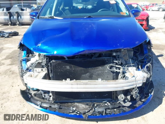 2021 Chrysler Pacifica Touring with VIN 2C4RC1FG5MR511546, listed as a IAAI auction lot 41882085 with 85,635 mi miles and . Bid and sale history available at DreamBid. Image 6.