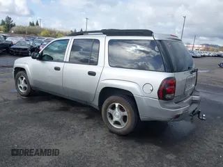 2006 Chevrolet TrailBlazer LS with VIN 1GNES16S466103322, listed as a IAAI auction lot 41935458 with 239,941 mi miles. Bid and sale history available at carsss.com. Image 3.