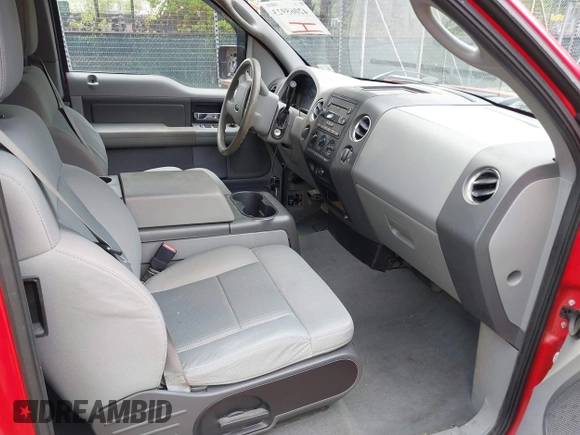 2007 Ford F-150 XLT with VIN 1FTPX14V07FA83135, listed as a IAAI auction lot 42065923 with 202,579 mi miles. Bid and sale history available at carsss.com. Image 5.