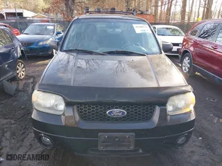 2006 Ford Escape Limited with VIN 1FMYU94196KA27821, listed as a IAAI auction lot 41440532 with 181,165 mi miles. Bid and sale history available at carsss.com. Image 6.