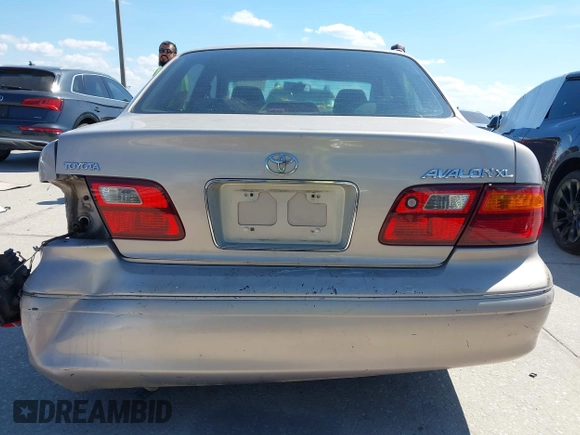 1998 Toyota Avalon XL with VIN 4T1BF18BXWU237742, listed as a IAAI auction lot 41881679 with Not Provided miles and . Bid and sale history available at DreamBid. Image 16.