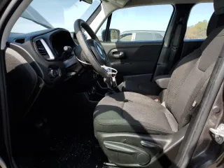 2019 Jeep Renegade Sport with VIN ZACNJBAB9KPK92966, listed as a Copart auction lot 48418345 with 70,177 mi miles and Salvage Title. Bid and sale history available at carsss.com. Image 7.