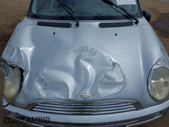 2004 MINI Hardtop with VIN WMWRC33434TJ57506, listed as a IAAI auction lot 42117581 with 148,483 mi miles and . Bid and sale history available at DreamBid. Image 10.