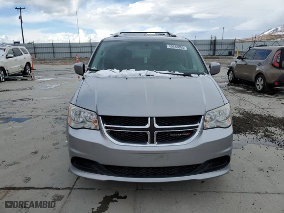 2016 Dodge Grand Caravan SXT with VIN 2C4RDGCG8GR161208, listed as a Copart auction lot 49538885 with 151,558 mi miles and Salvage Title. Bid and sale history available at carsss.com. Image 5.