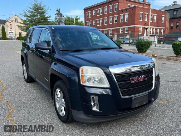 2015 GMC Terrain SLE z VIN 2GKFLVEK6F6144259, wystawiony jako Copart lot #61505395 z przebiegiem 169 995 mil mil oraz Czysty tytuł • Clean title. Historia ofert i sprzedaży dostępna na DreamBid. Obrazek 1.