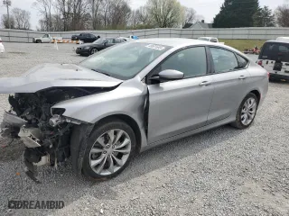 2015 Chrysler 200 S with VIN 1C3CCCDG6FN648701, listed as a Copart auction lot 48681695 with 0 mi miles and Salvage Title. Bid and sale history available at carsss.com. Image 1.