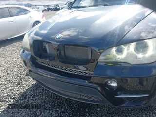 2013 BMW X5 xDrive50i z VIN 5UXZV8C51DL426944, wystawiony jako IAAI lot #41911303 z przebiegiem 106 266 mil mil oraz . Historia ofert i sprzedaży dostępna na DreamBid. Obrazek 6.