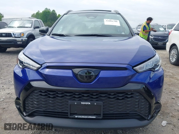 2024 Toyota Corolla Cross Hybrid S with VIN 7MUFBABG2RV042934, listed as a IAAI auction lot 42098911 with 7,613 mi miles and . Bid and sale history available at DreamBid. Image 12.