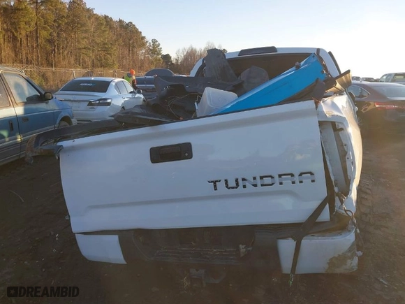2017 Toyota Tundra 2WD SR5 with VIN 5TFEM5F11HX118052, listed as a IAAI auction lot 41173527 with 1 mi miles. Bid and sale history available at carsss.com. Image 15.