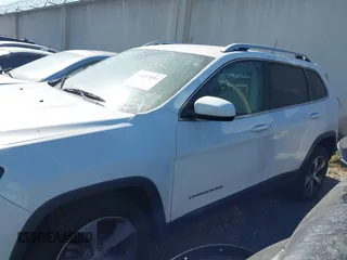 2019 Jeep Cherokee Limited z VIN 1C4PJLDB5KD332729, wystawiony jako IAAI lot #42407891 z przebiegiem 53 170 mil mil oraz . Historia ofert i sprzedaży dostępna na DreamBid. Obrazek 15.